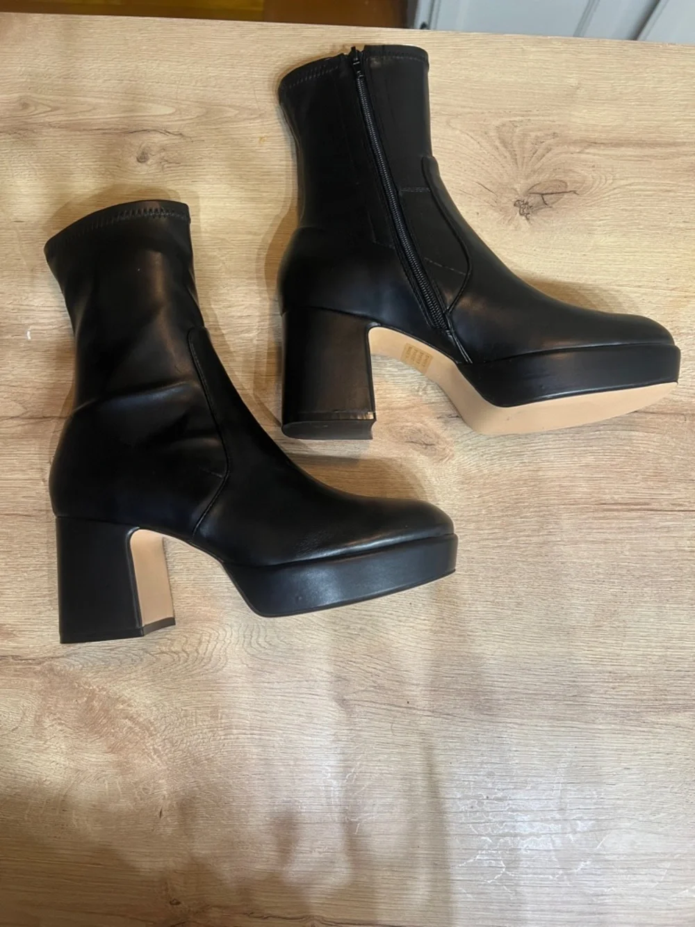 ***NEVER‎ WORN*** NWOT Silent D Black Platform Block Heel Sock Boots